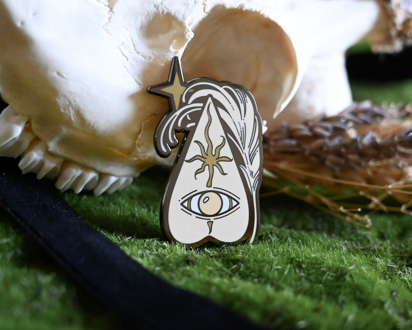 HookieDuke Enamel Pin
